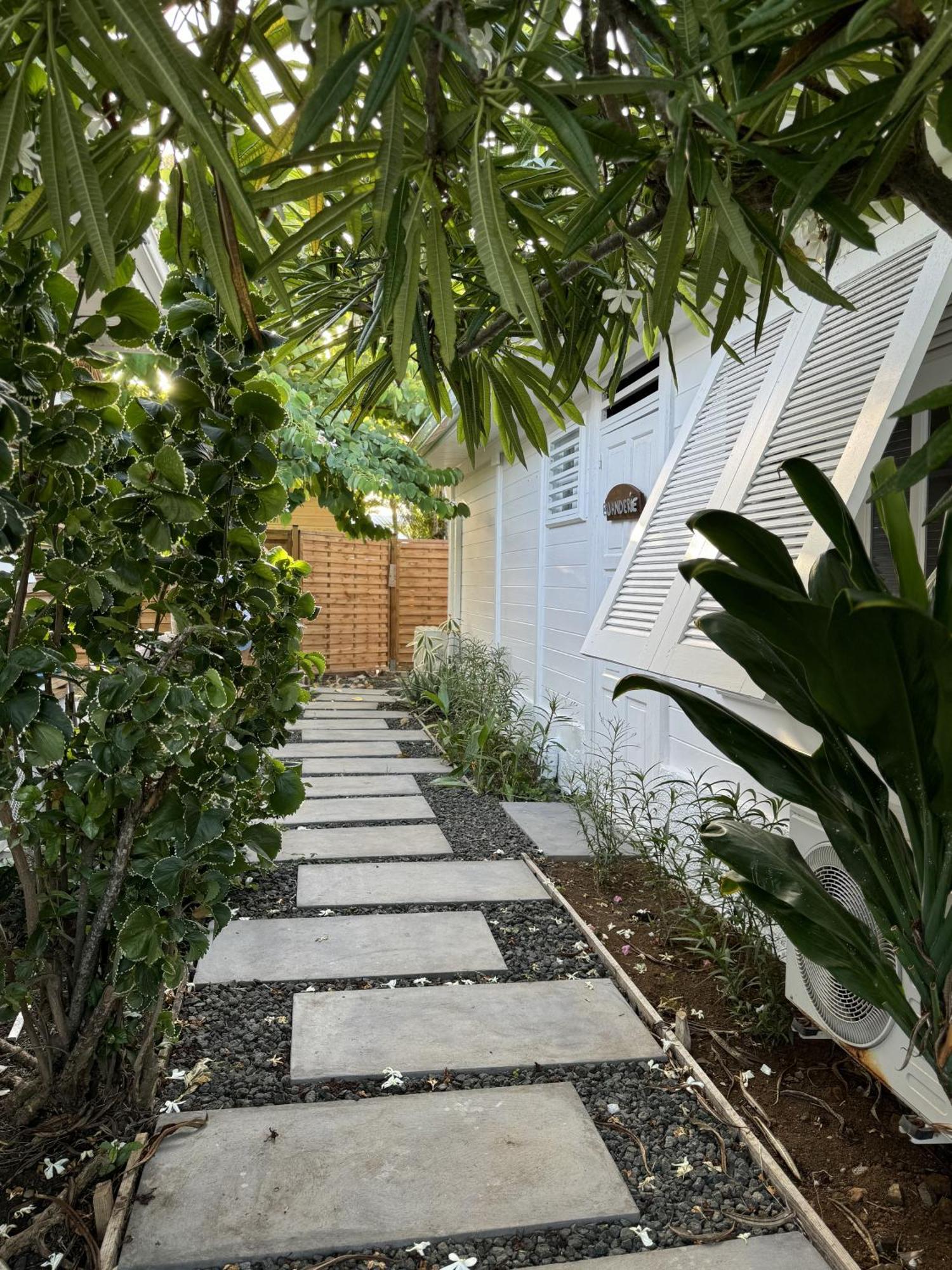 לה פראנסז Les Cabanes Cosy A 2 Pas Du Lagon - Charme Et Confort מראה חיצוני תמונה